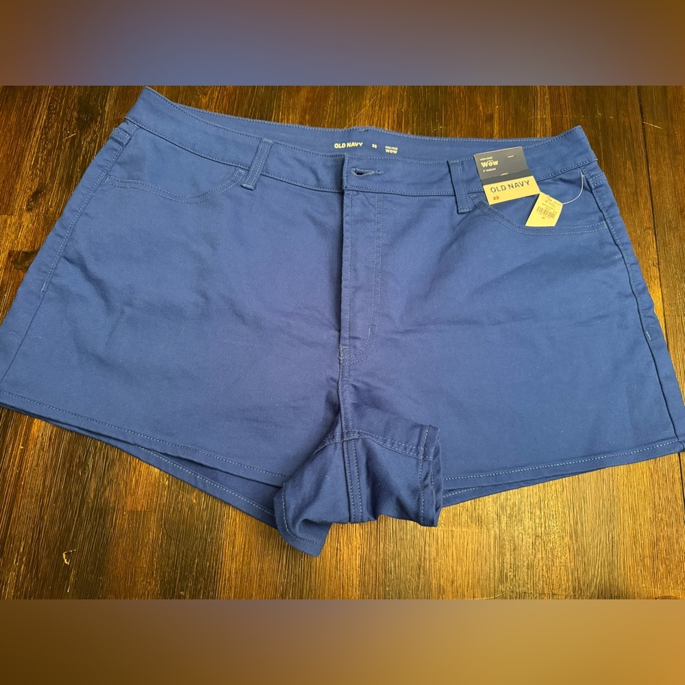 Old Navy High Rise WOW Shorts Size 22
